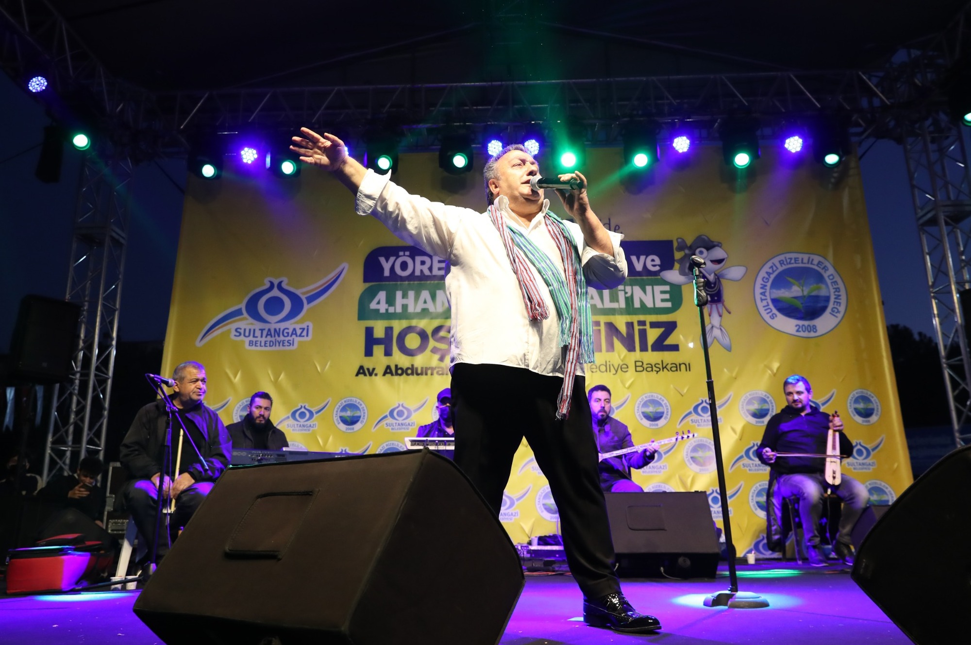 Rize Yöresel Ürünler ve 4. Hamsi Festivali’ne Muhteşem Final