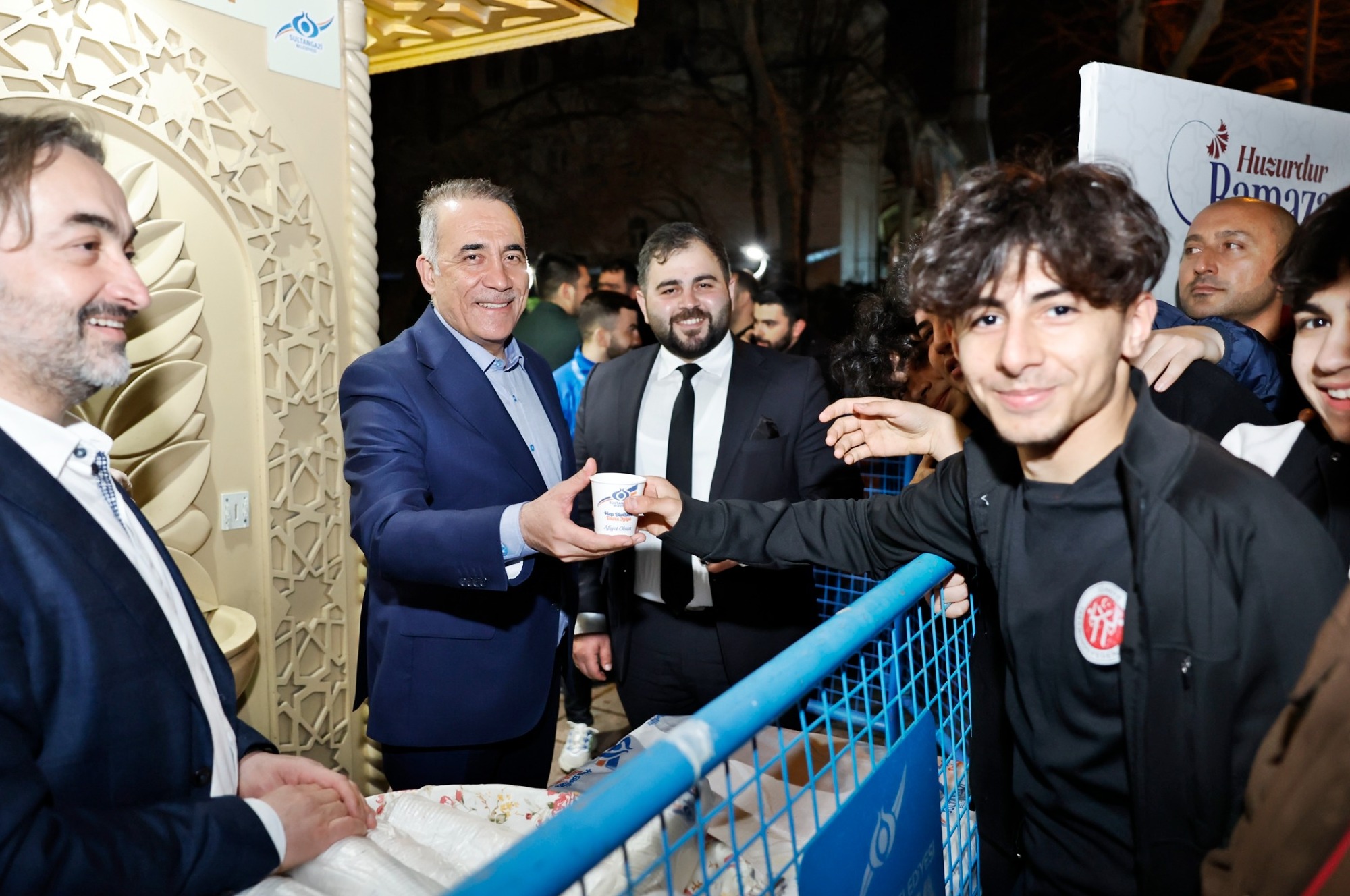 Sultangazi Belediyesi'nden Ramazan Ayına Muhabbet Dolu Başlangıç